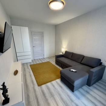 Сдается 1-комнатная квартира, 40 м²