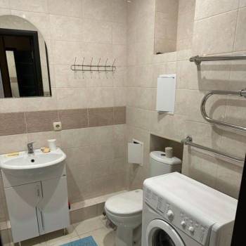 Сдается 1-комнатная квартира, 41 м²