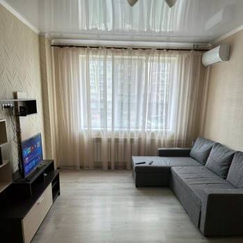 Сдается 1-комнатная квартира, 41 м²