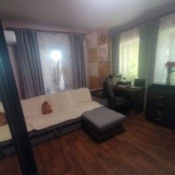 Продается 3-х комнатная квартира, 52 м²