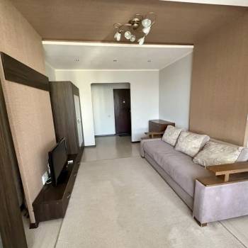 Сдается 1-комнатная квартира, 41 м²