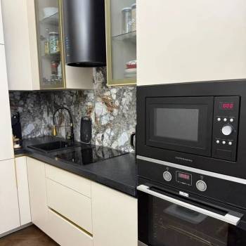 Продается 1-комнатная квартира, 38 м²