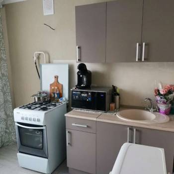 Сдается 1-комнатная квартира, 39 м²
