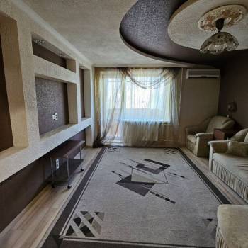 Сдается Многокомнатная квартира, 70 м²