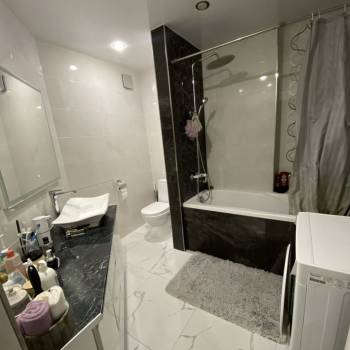 Продается 3-х комнатная квартира, 62 м²