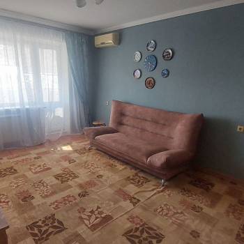 Сдается 1-комнатная квартира, 37 м²