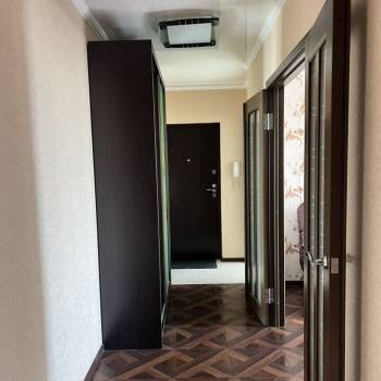 Сдается Многокомнатная квартира, 64 м²
