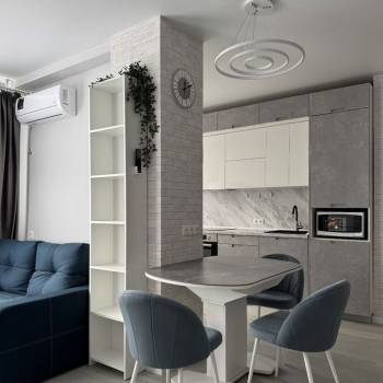 Сдается 1-комнатная квартира, 42 м²