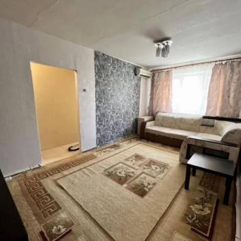 Сдается Многокомнатная квартира, 60 м²