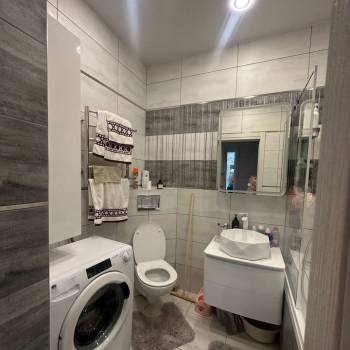 Продается 1-комнатная квартира, 38,3 м²
