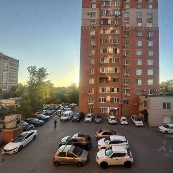 Сдается 1-комнатная квартира, 51 м²