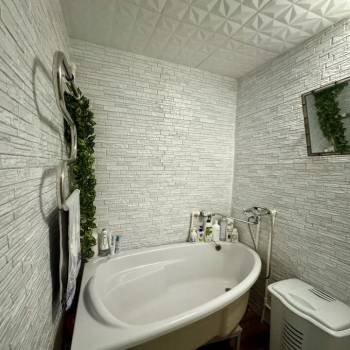 Продается 3-х комнатная квартира, 48 м²
