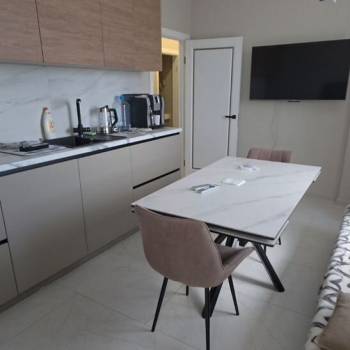 Продается 2-х комнатная квартира, 56 м²