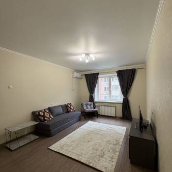 Сдается 2-х комнатная квартира, 55 м²