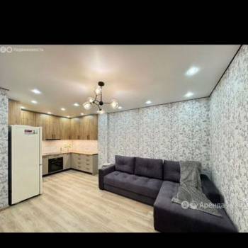 Сдается Многокомнатная квартира, 60 м²