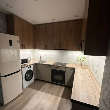 Сдается Многокомнатная квартира, 60 м²