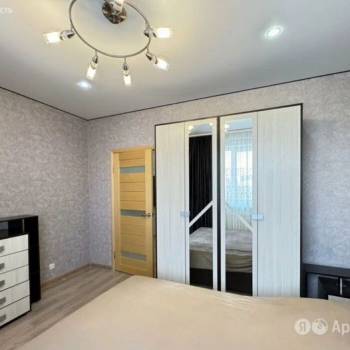 Сдается Многокомнатная квартира, 60 м²