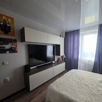 Продается 1-комнатная квартира, 36 м²