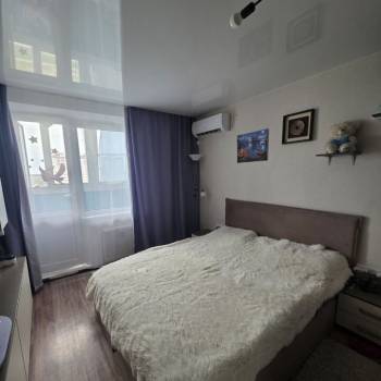 Продается 1-комнатная квартира, 36 м²