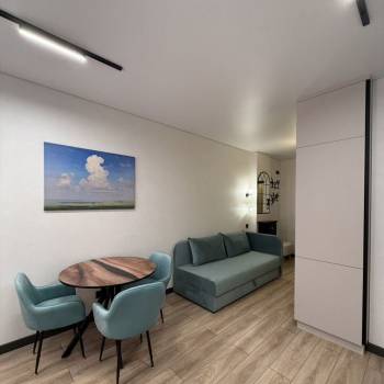 Продается 1-комнатная квартира, 35 м²
