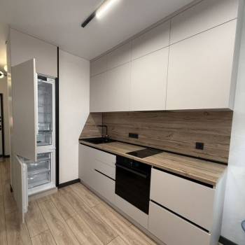 Продается 1-комнатная квартира, 35 м²