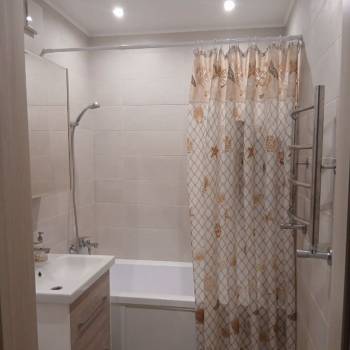 Продается 1-комнатная квартира, 45 м²