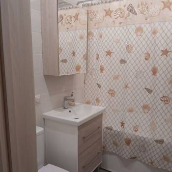 Продается 1-комнатная квартира, 45 м²