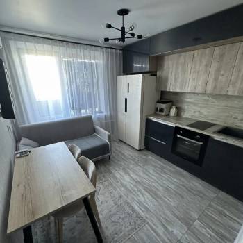 Продается 1-комнатная квартира, 36,8 м²
