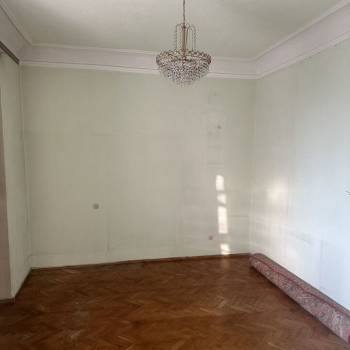 Продается Многокомнатная квартира, 105 м²