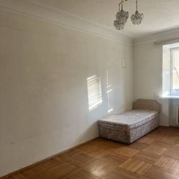 Продается Многокомнатная квартира, 105 м²