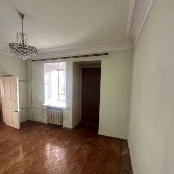 Продается Многокомнатная квартира, 105 м²