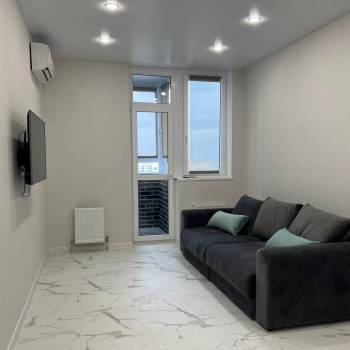 Сдается 1-комнатная квартира, 38 м²