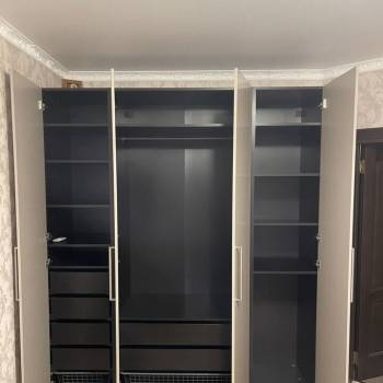 Сдается 1-комнатная квартира, 56 м²