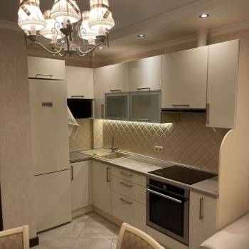 Сдается 1-комнатная квартира, 56 м²