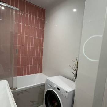 Продается 1-комнатная квартира, 42 м²