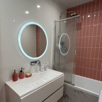 Продается 1-комнатная квартира, 42 м²