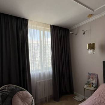 Продается 1-комнатная квартира, 42 м²