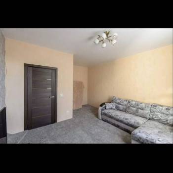 Продается 1-комнатная квартира, 36 м²
