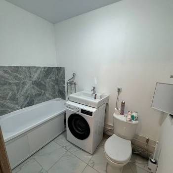 Продается 1-комнатная квартира, 30 м²