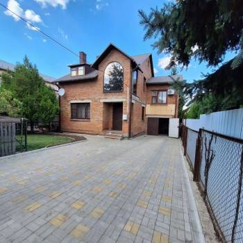 Продается Дом, 205 м²