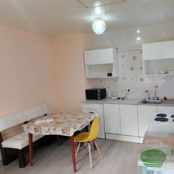Сдается 1-комнатная квартира, 40 м²