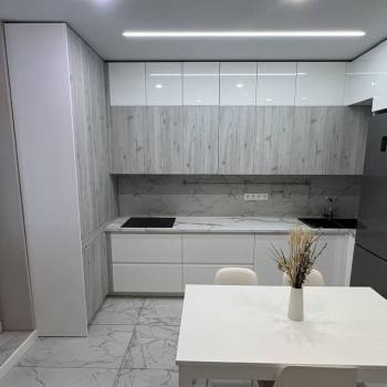 Сдается Многокомнатная квартира, 80 м²