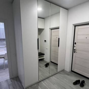 Сдается Многокомнатная квартира, 80 м²