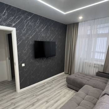 Сдается Многокомнатная квартира, 80 м²