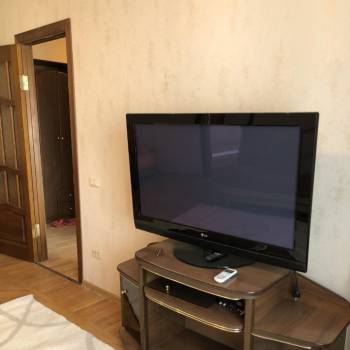 Сдается 2-х комнатная квартира, 82 м²