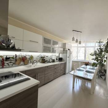 Продается 3-х комнатная квартира, 96,9 м²