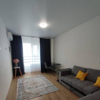 Сдается 2-х комнатная квартира, 65 м²