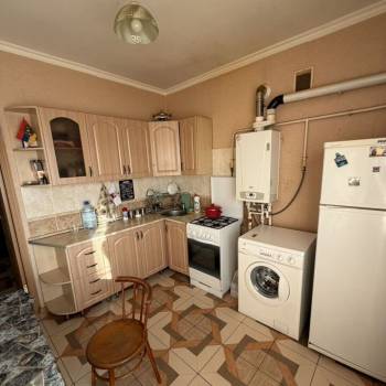 Продается 1-комнатная квартира, 34 м²