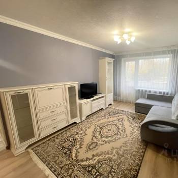 Сдается Многокомнатная квартира, 64 м²