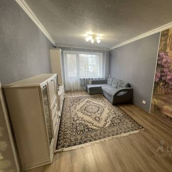 Сдается Многокомнатная квартира, 64 м²